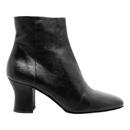 The Row Bowin Black Leather Curved Heel Zip Up Curved Block Heels Ankle Boots