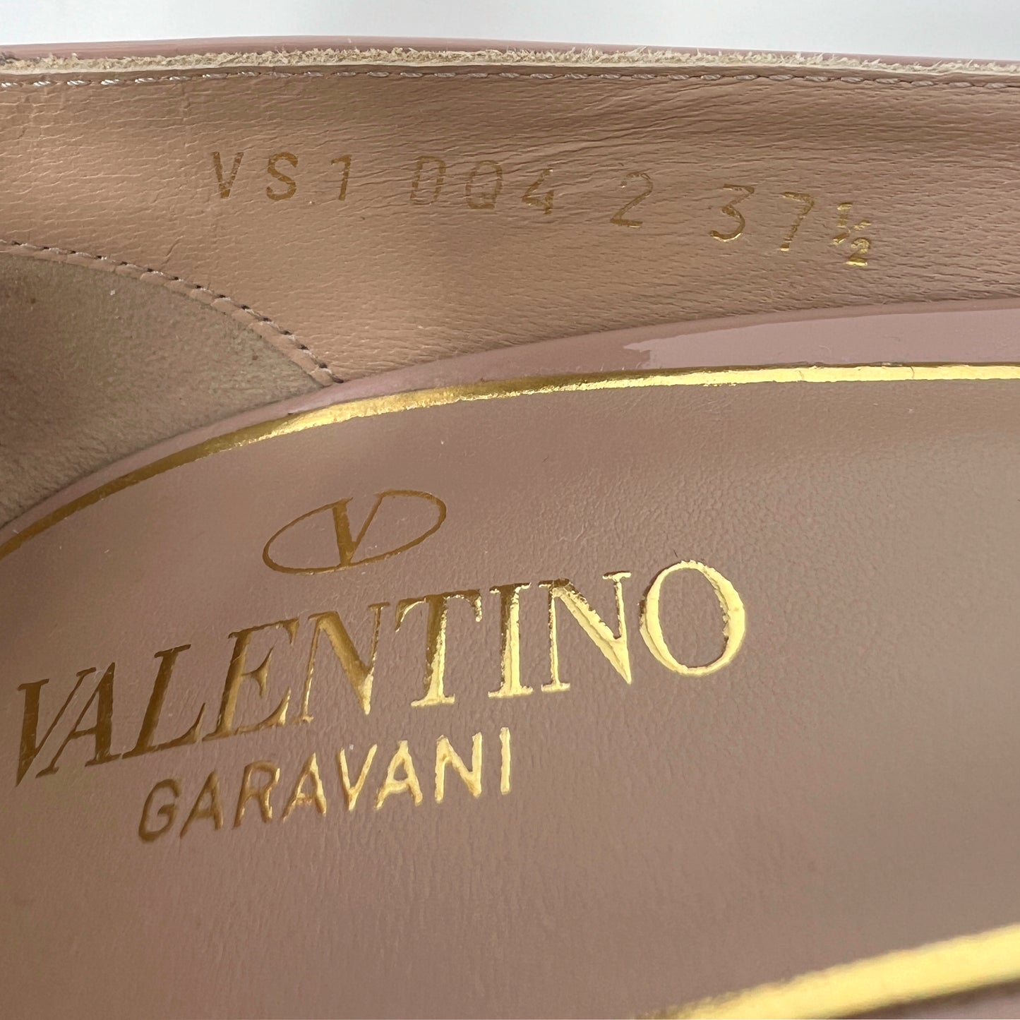 Valentino TanGo V Logo Canelle Tan Patent Leather Round Toe Platform Heels Pumps EU 37.5