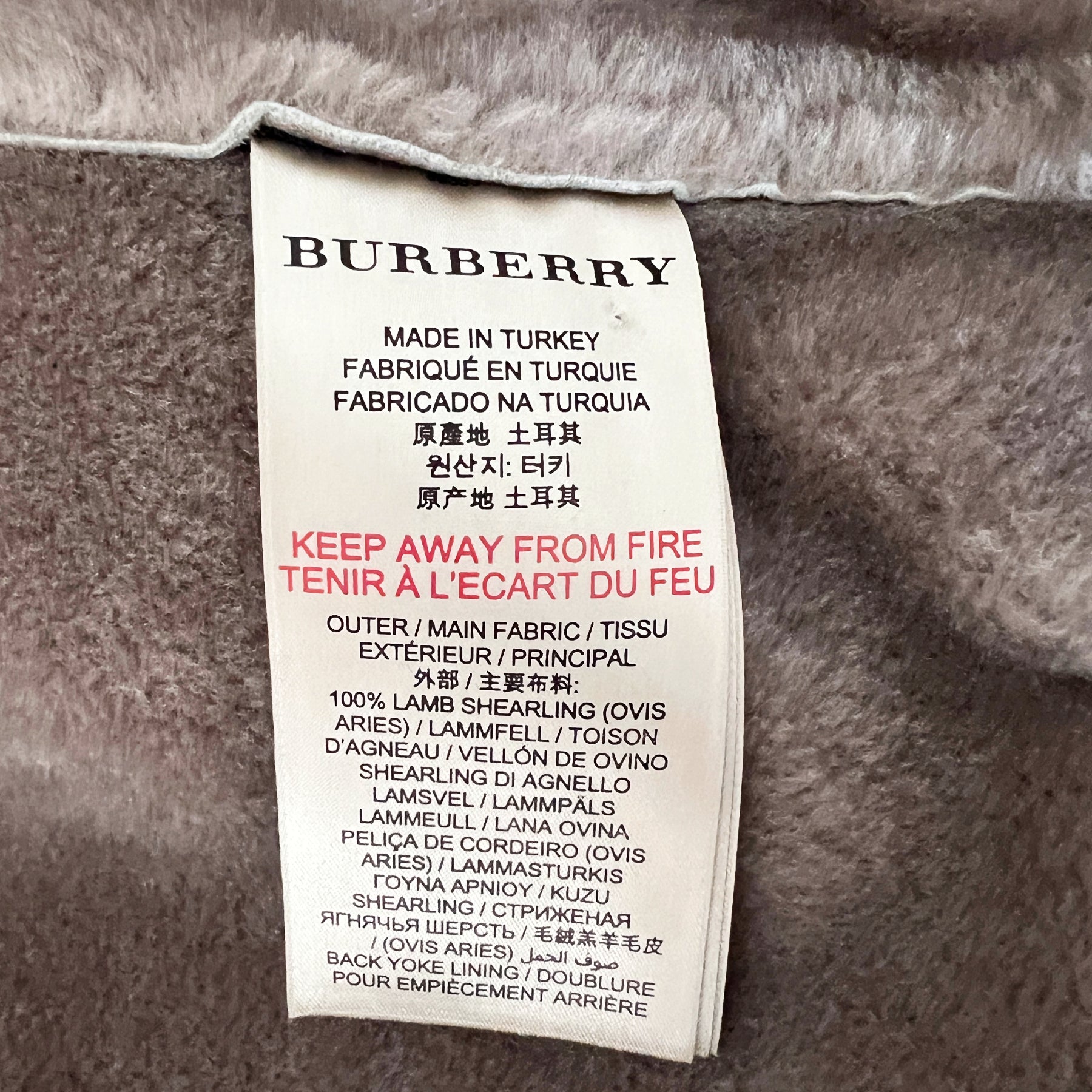 Burberry hotsell brit tag